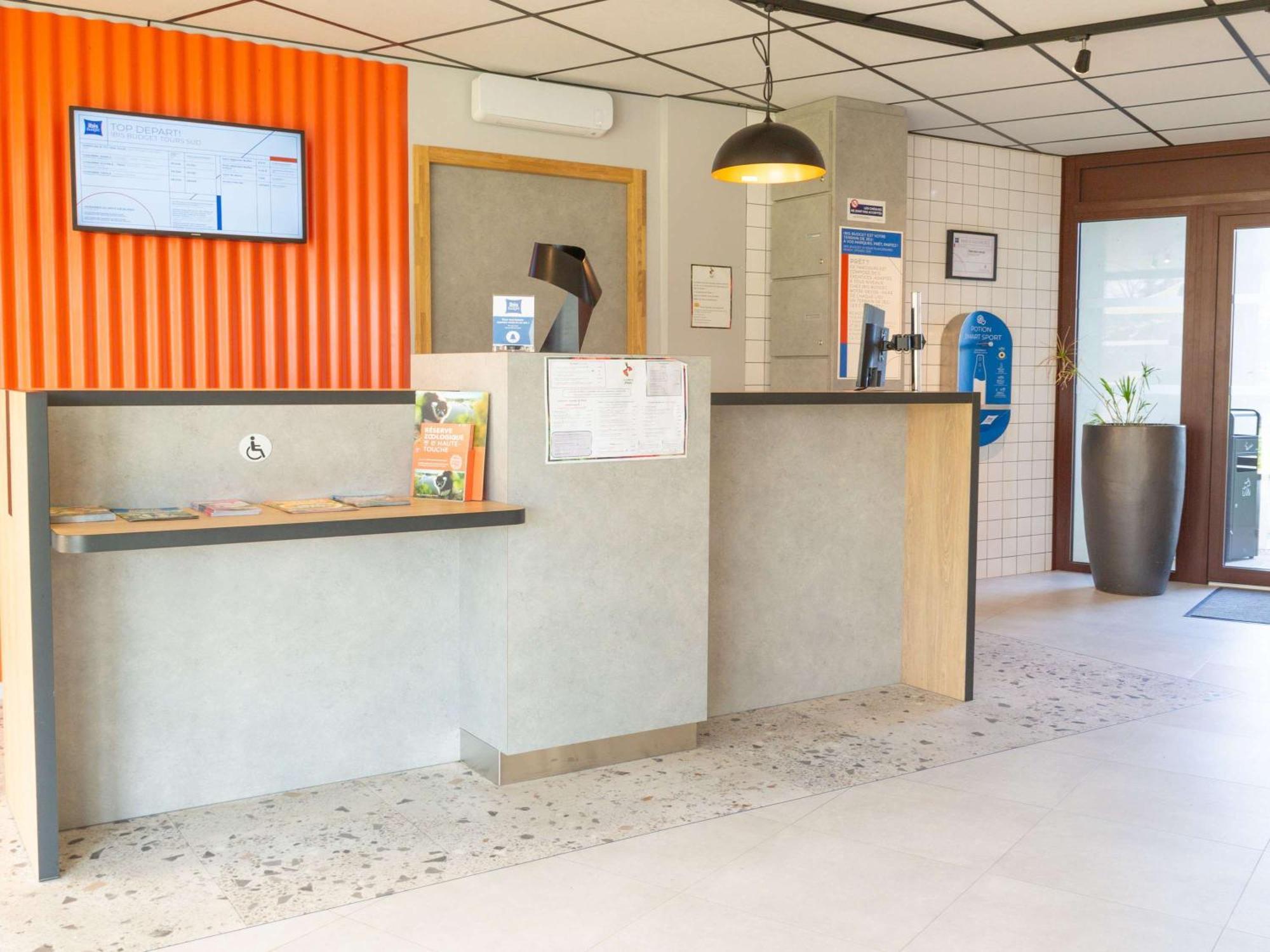 Ibis Budget Tours Sud Chambray-lès-Tours Eksteriør bilde