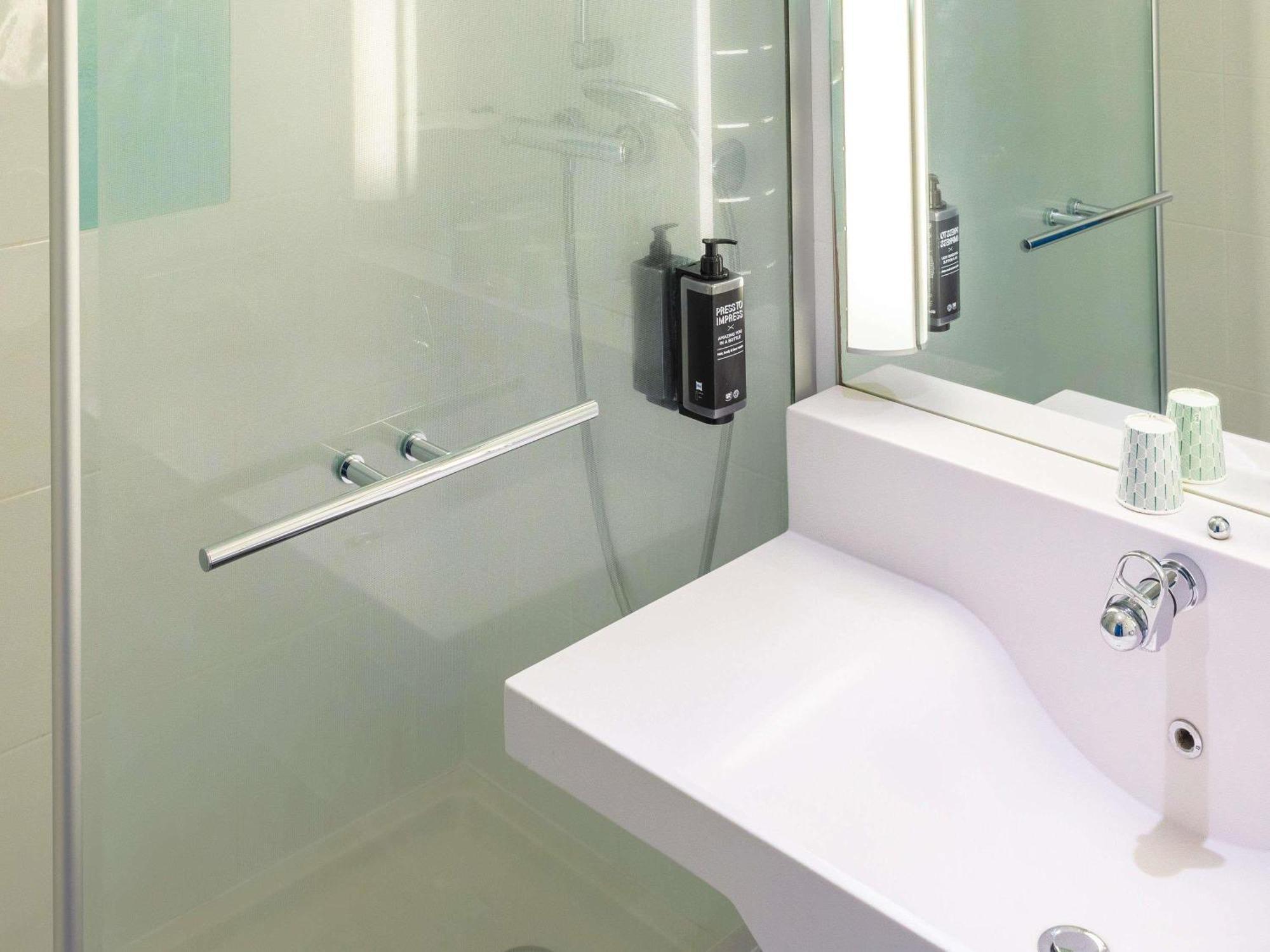 Ibis Budget Tours Sud Chambray-lès-Tours Eksteriør bilde